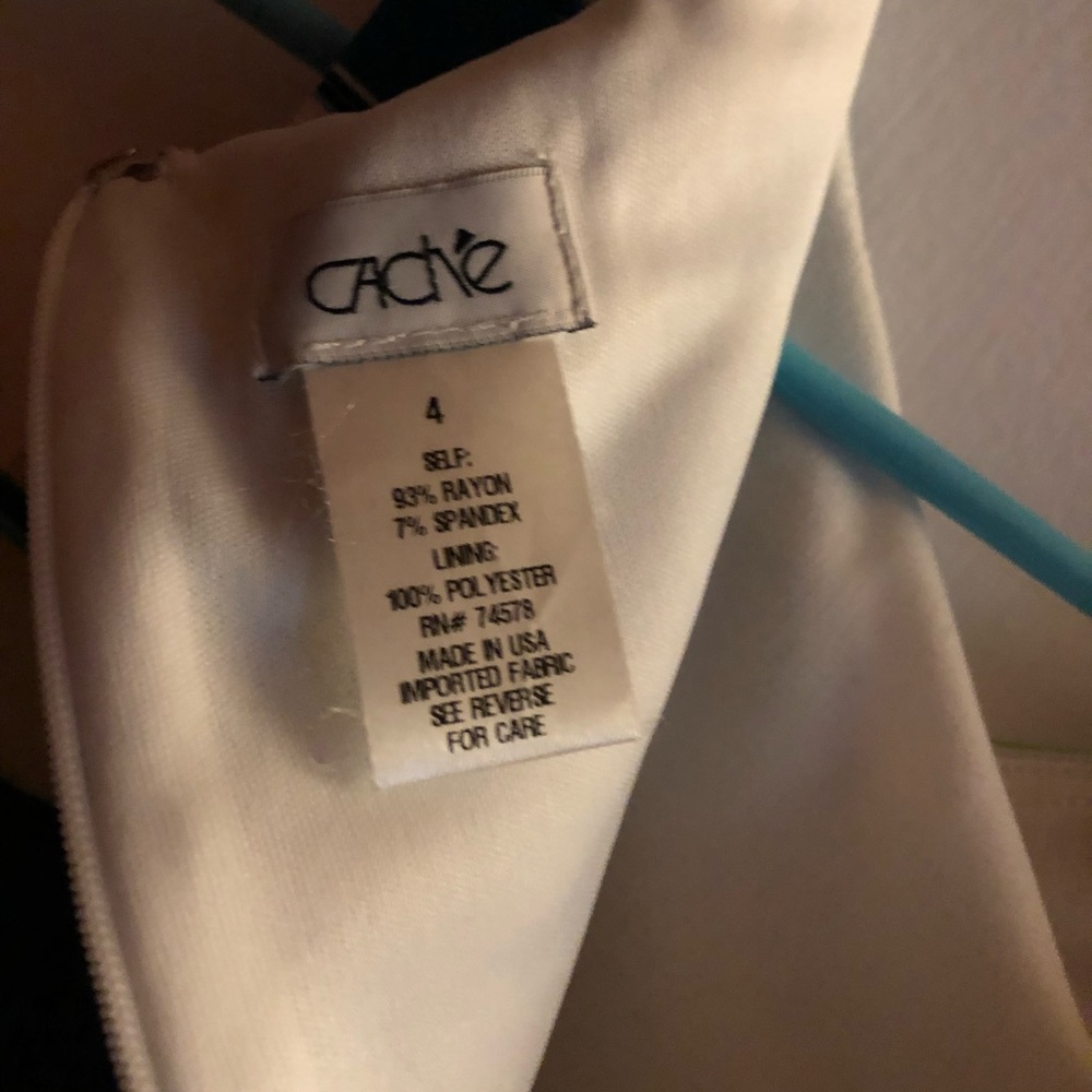 Spring Cache dress - Picture 4 of 5